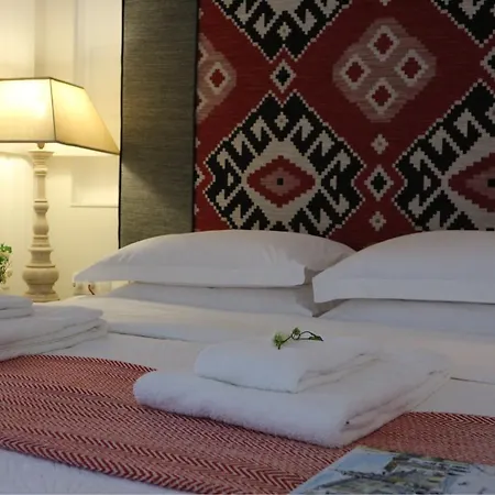 Artizan Liston * Corfu (city)